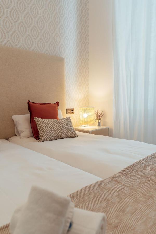 Minty Stay - Las Setas Siviglia Esterno foto